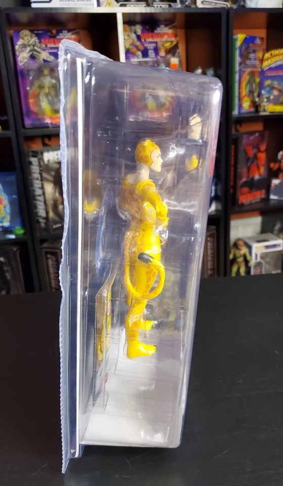 Figura McFarlane DC Direct Page Punchers Multiverse CHEETAH roja edición platino Foto 4 de 4