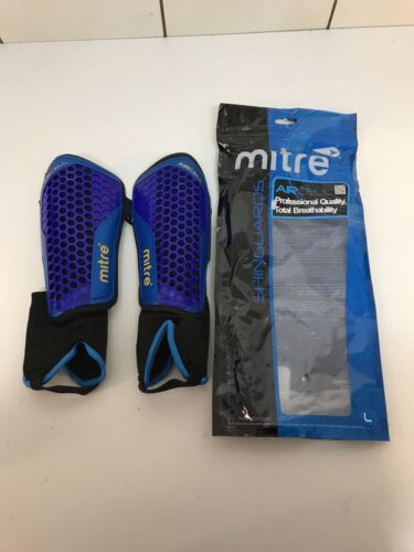 Mitre Aircell Football Shin Protector - Picture 1 of 3
