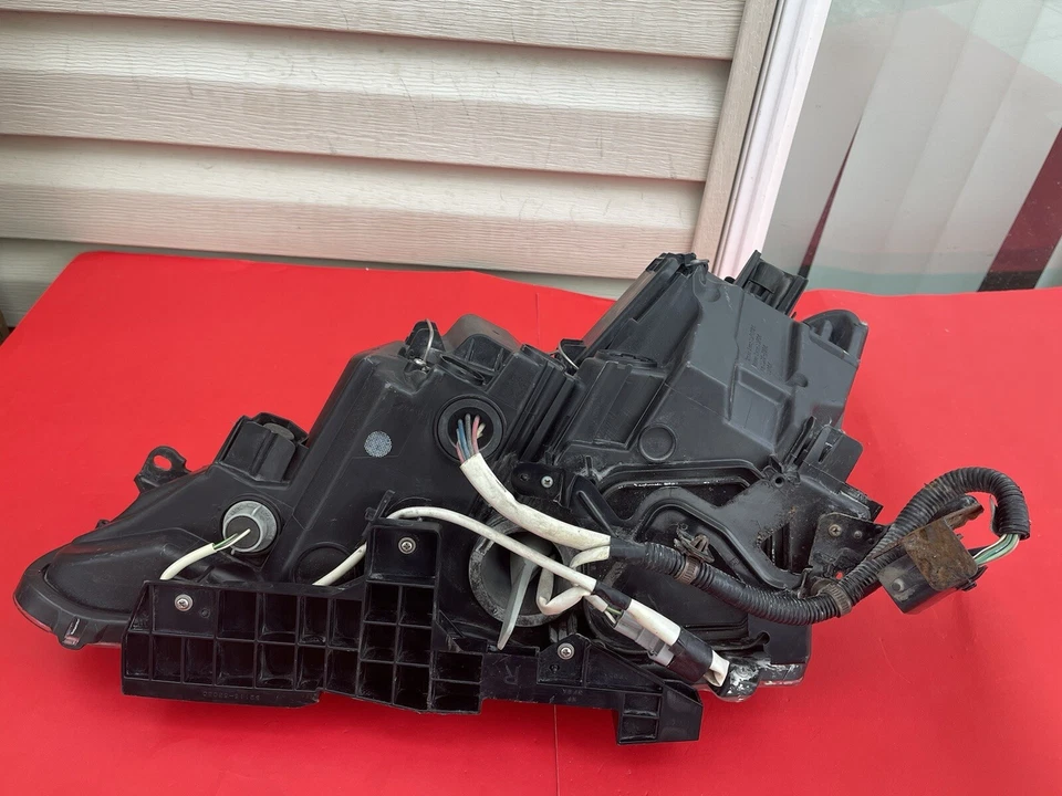 Faro derecho derecho derecho Lexus Is250 Is350 2011-2015 base C C F Sport F OEM 786 Foto 4 de 4