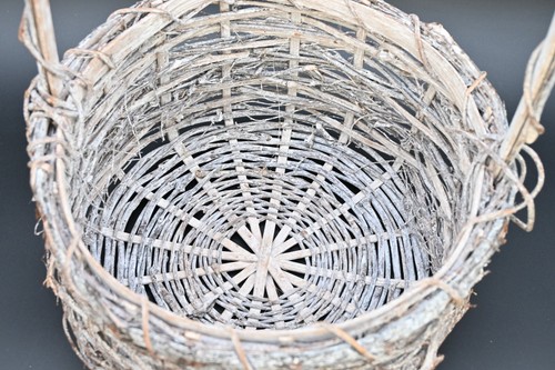 Vintage Wicker Basket Chippy White Twig and Grapevine Long Handled Basket - Picture 9 of 10