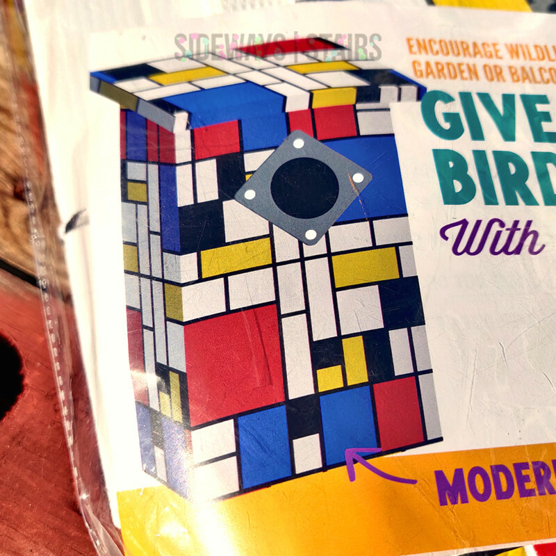 POP-UP GARDEN BIRD HOUSE Mondrian design style pattern Bauhaus eco