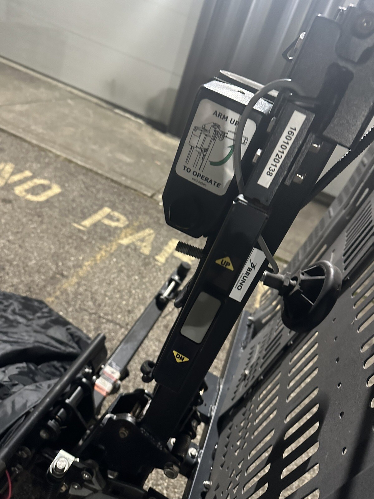 BRUNO ASL250 Hitch mount Scooter electric Wheelchair power Lift
