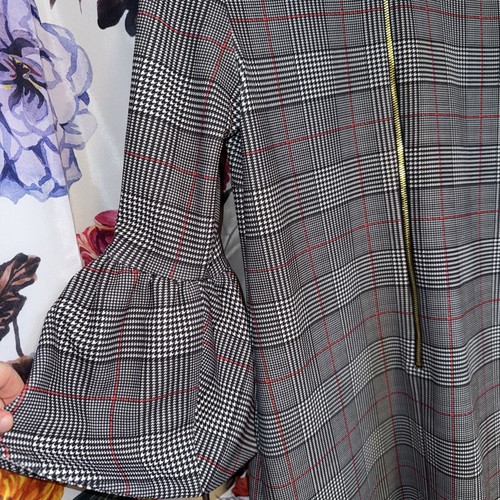 Black Plaid Bow Decor Bell Sleeve Round Neck Jumper
