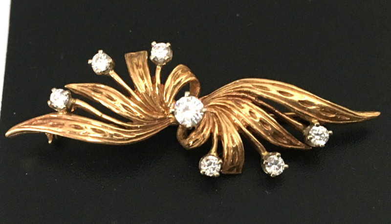 5.5g Vtg Brooch Pin Tested 10k SOLID YELLOW GOLD Leaf not Scrap Jewelry lot y