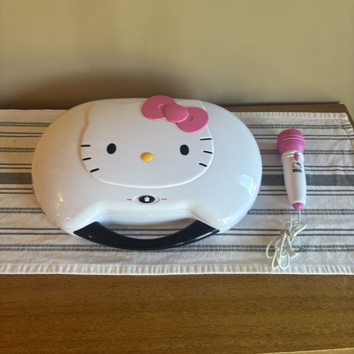 Hello Kitty KT2003B CD Karaoke System/ CD Player Tested W/ Microphone