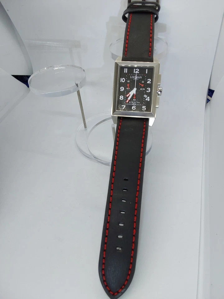 Cronógrafo de titanio para hombre cuadrado cuarzo Stealth por Locman Italia modelo 242BK2BK Foto 2 de 4