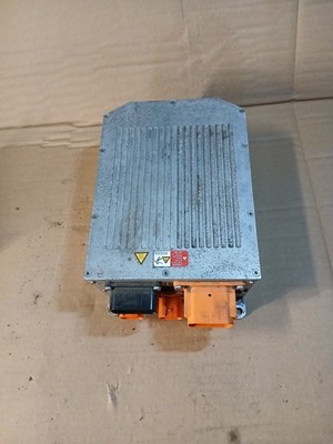 VW E-Golf Ladegerät Steuergerät Wechselrichter Spannungswandler 5QE915681 B