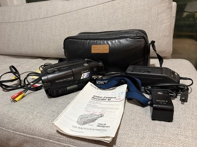 WORKING-Sony CCD-TR93 Video8 Camcorder-Video Transfer w/AC Adapter-Free Shipping