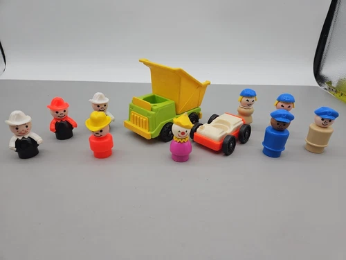 Vintage Fisher Price People Car Dump Truck Clown & People Lot Of 11