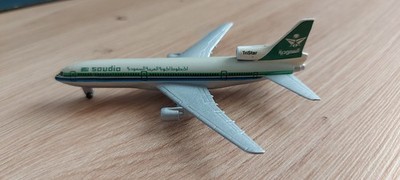 Flugzeugmodell Lockheed Tristar Saudia Schabak 1:600 mit OVP Top Zustand