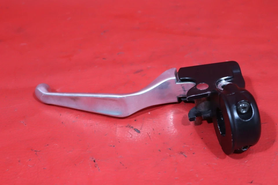 2005 HARLEY-DAVIDSON SPORTSTER 1200 CUSTOM XL1200C CLUTCH PERCH LEVER GOOD COND - Image 3 of 4