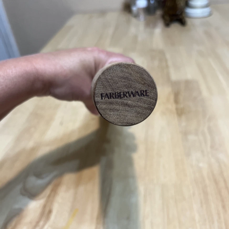 Rodillo de madera de haya francesa Farberware, 18 pulgadas, extremos cónicos naturales Foto 2 de 4