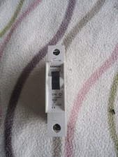 Siemens 5SX21, C15, 230/400V. Made in Germany.
