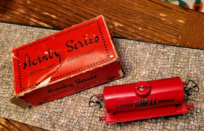 hornby trains o gauge tin vintage motor spirt shell petrol tanker wagon - Image 4 of 4