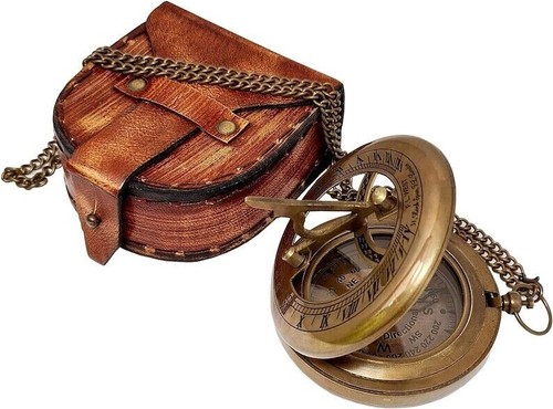 Telescopio Pirata In Ottone Steampunk Con Custodia In Pelle: Decorazione Casa E Regalo Originale Per Viaggiatori E Collezionisti - 2