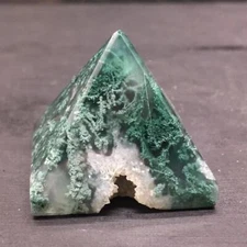 Natural Moss Agate Druzy Crystal Geode Carved Pyramid Healing Decorate Reiki 1Pc