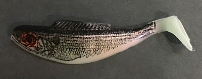 3  Shad, Paddle Tail, Minnow, Black & Pearl 30