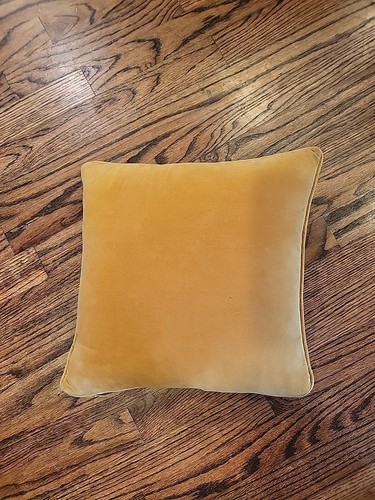 Vtg Tory Burch Needlepoint 100% Wool Throw Pillow Velvet - Picture 4 of 6