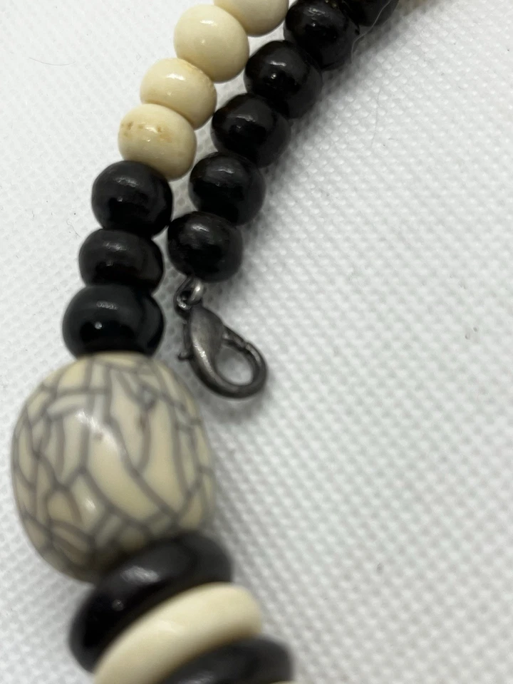 Gargantilla de cuentas gruesas sin marca 2,5" latón colgante hueso y cuentas de cerámica Foto 2 de 4