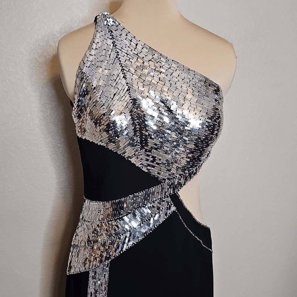 Maxi Vestido de Noche Sherri Hill Un Hombro Corte Cintura Negro Plateado 14 Foto 2 de 4