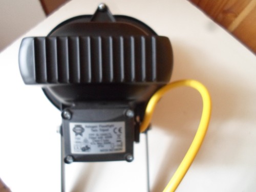 Faithfull 110 Volt Halogen Floodlight Head Only For Site Lighting 500Watt Bulb - Picture 5 of 12