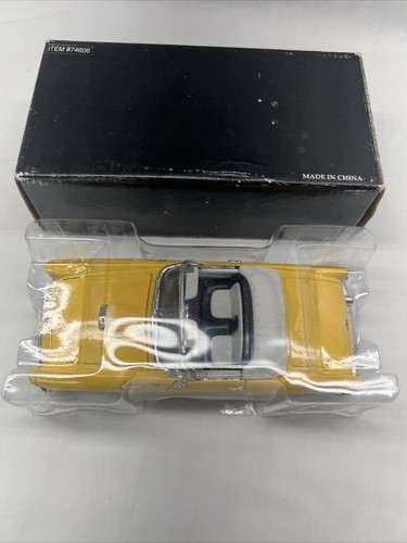 Sunnyside 1955 Ford Thunderbird Yellow "Tbird" 1:24 Scale Diecast 1/24 SS7714 - Picture 9 of 12