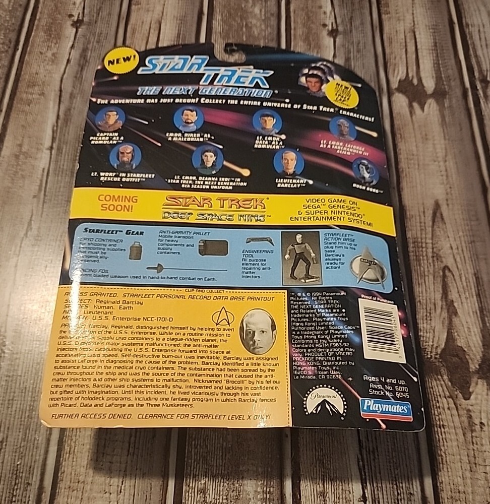 Playmates Toys Star Trek the Next Generation - Lieutenant Barclay Action Figure
