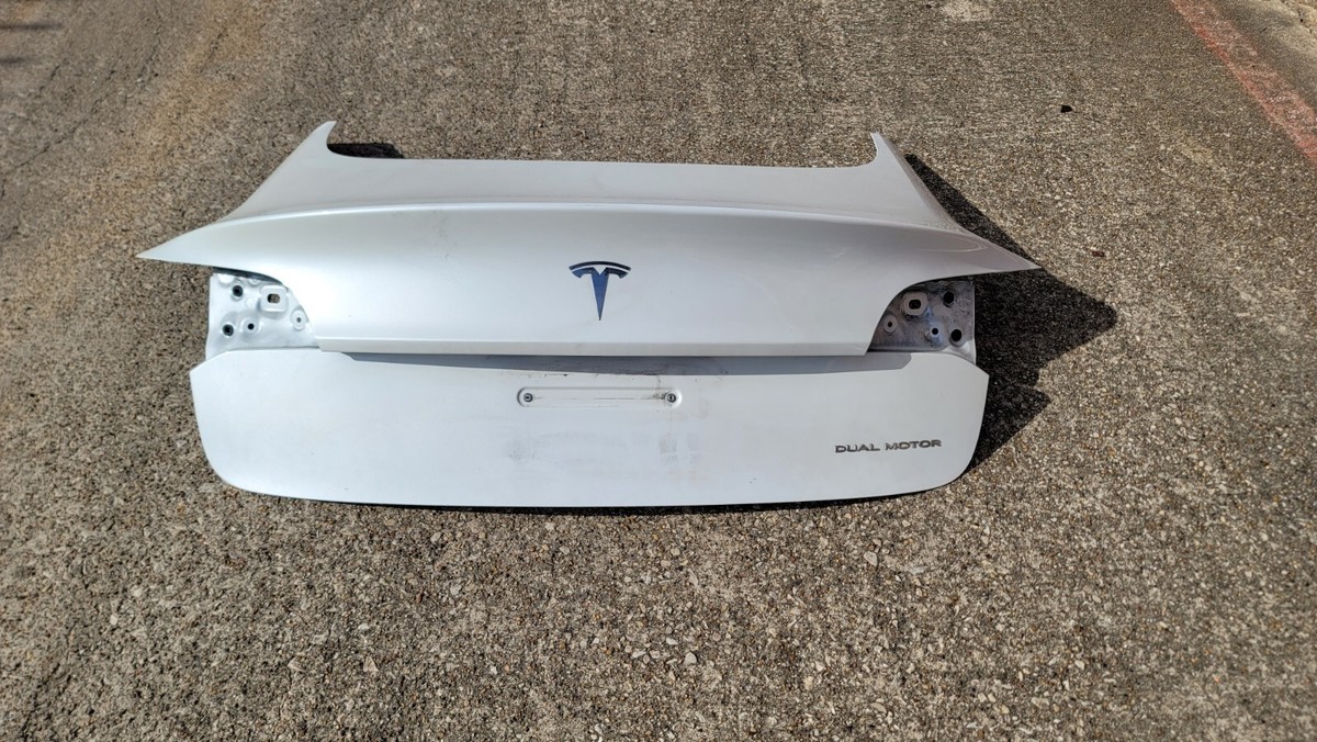 TESLA MODEL 3 OEM GENUINE ORIGINAL EQUIPMENT REAR TRUNK LID COVER