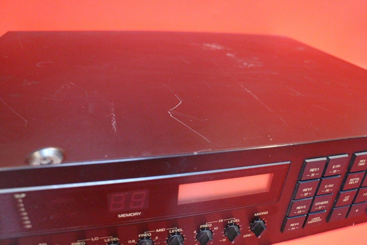 Vintage YAMAHA REV 7 Digital Reverb Reverbrator from Japan U1595