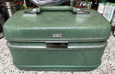 Ancienne Valise De Voyage / Maquillage Verte - Bagage à Main Style Rétro - Occasion