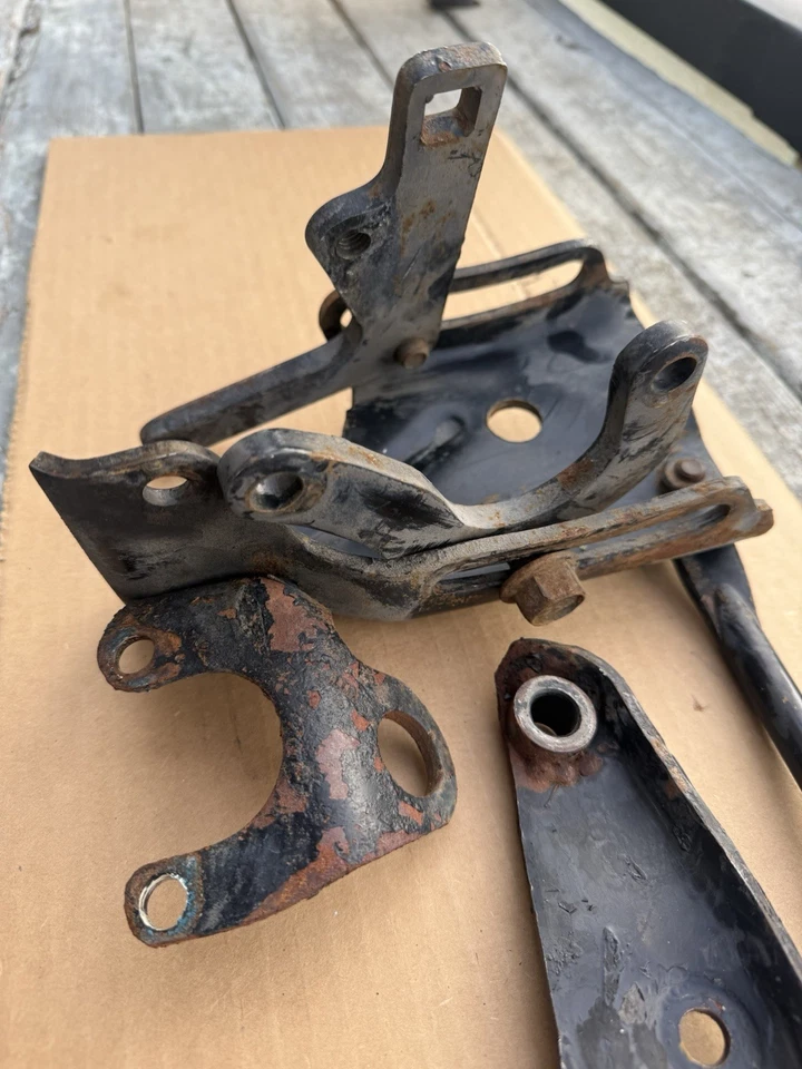 78 87 Chevy Camaro GM A/C Compressor Brackets R4 Type-1 Air 350 305 Truck - Image 3 of 4