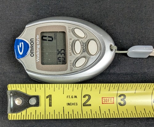 Omron HJ-112 Premium Podómetro de Bolsillo Tecnología de Doble Sensor Batería Nueva De Colección - Imagen 11 de 12