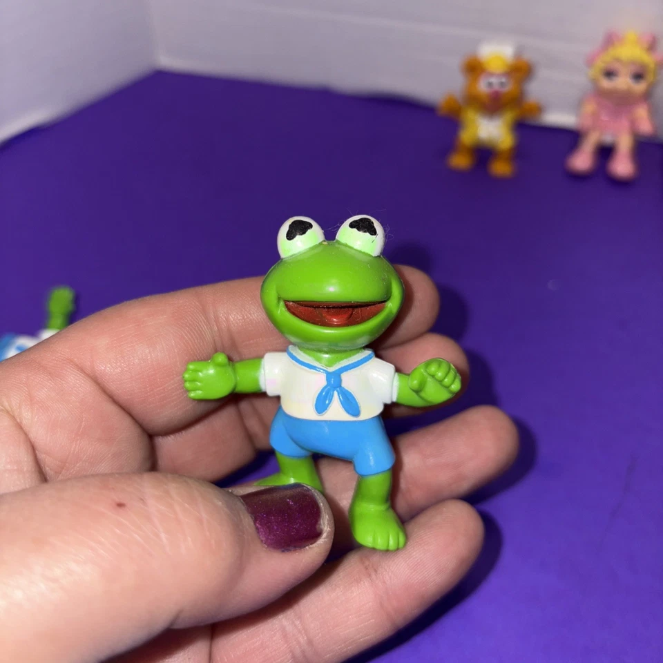 lote de 6 bonecos Disney Muppet Babies Piggy Kermit Fozzie bebê usado - Imagem 4 de 4