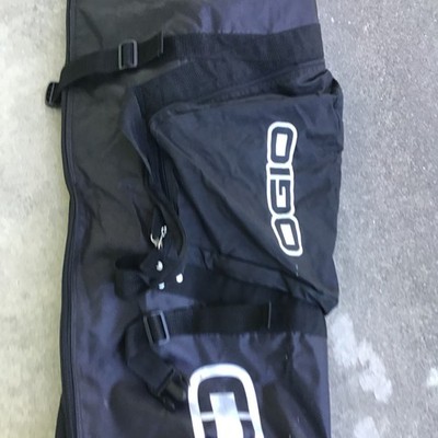 値下げ　OGIO STRAIGHT JACKET トラベルキャリー　ゴルフバック OGIO Straight Jacket Travel Rolling Bag Wheels Golf Travel Bag