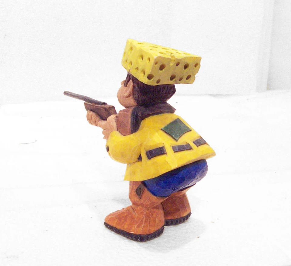 Green Bay CABEZA DE QUESO Cazador con Rifle Figura Fútbol Raro - Como Está Foto 3 de 4