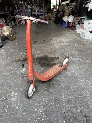 Vintage American Western Flyer Scooter