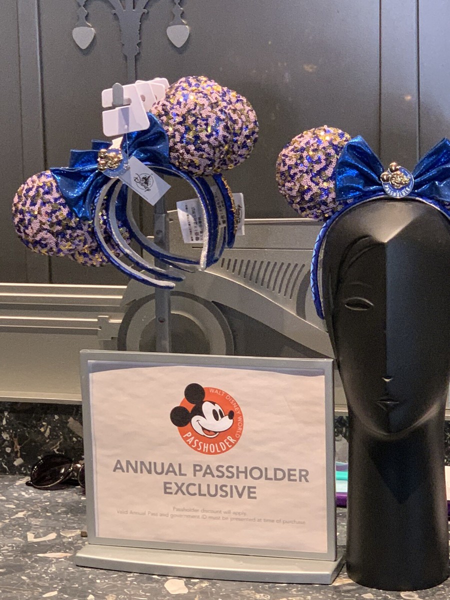 Disney 2021 Minnie Mickey Mouse Blue Sequined Ear Headband  display picture 2