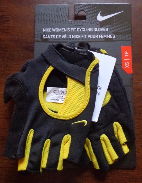 nike cycling gloves