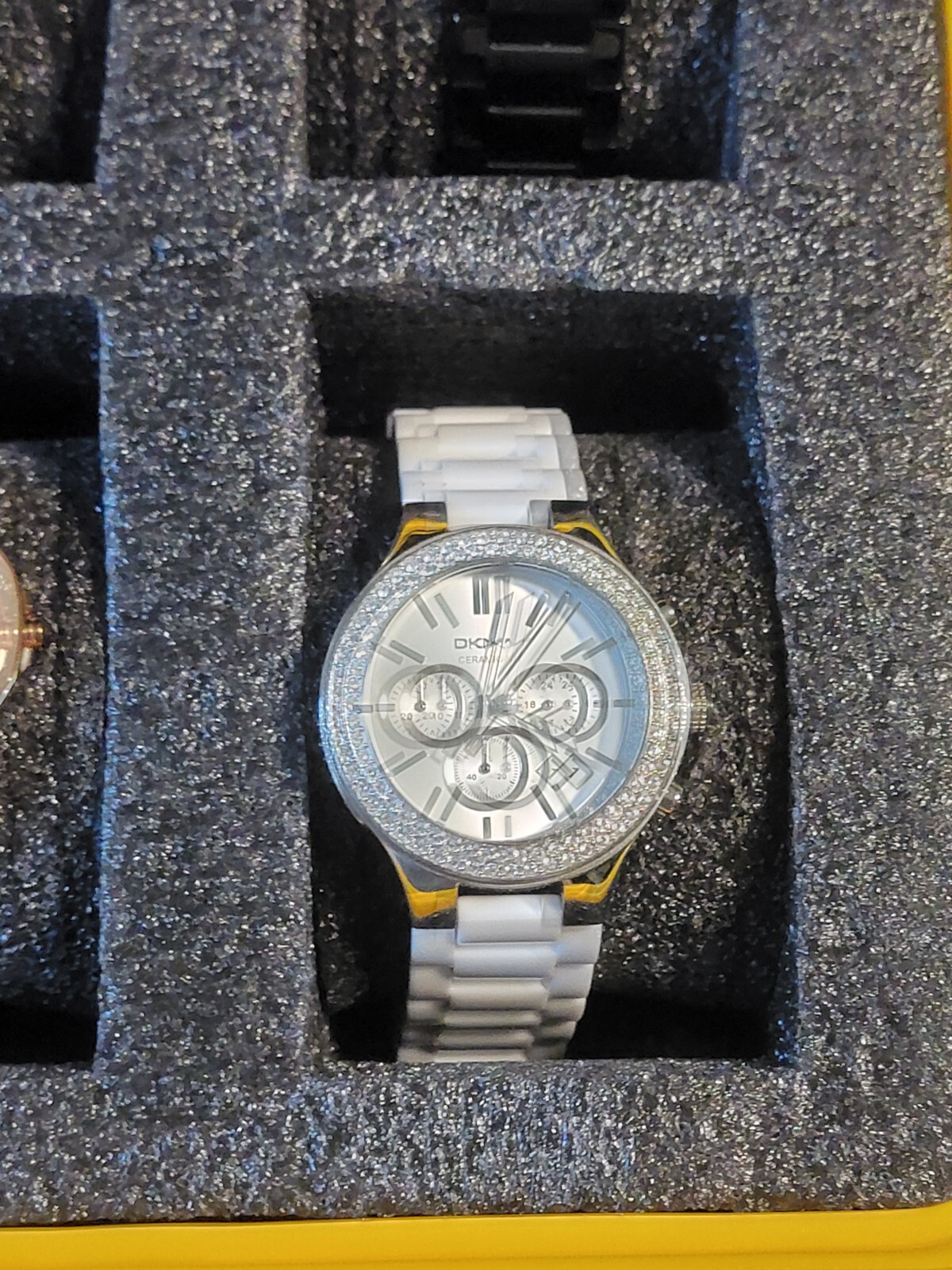 Lot of 8 Used Wrist Watches with Invicta Hard Case eBay