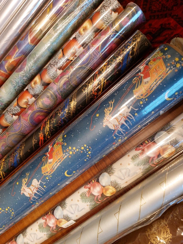 Geschenk Papier Rolle Folie Band Perlenkette Deko Weihnachten - über 30 Teile - Bild 3 von 4