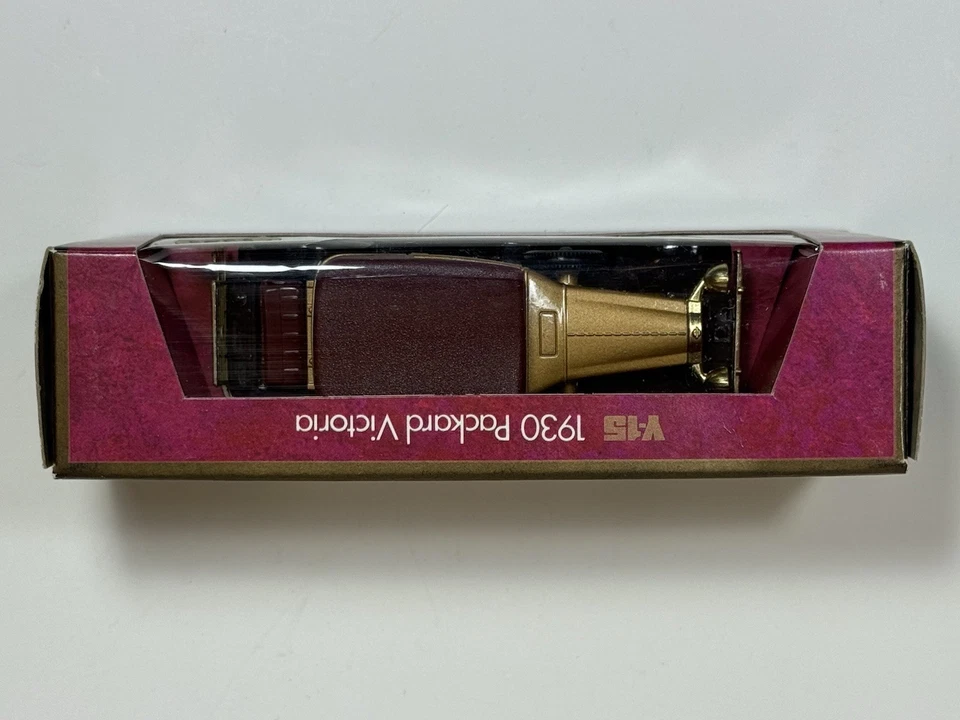 New Boxed Vintage Matchbox V-15 1930 Packard Victoria Model Car Of Yesteryear - Image 2 of 4