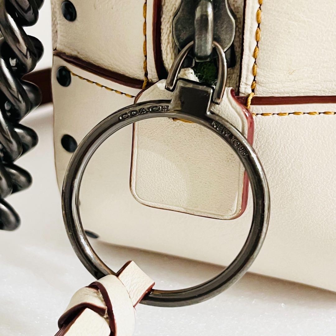 Extremely Beautiful coach Patchwork PVC Chain Sho… - image 14