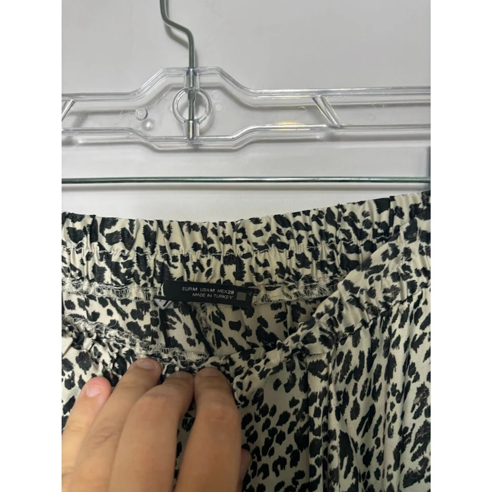 Zara Slip Skirt Women's Medium Animal Print Cheetah Leopard White Black Satin Foto 2 de 2