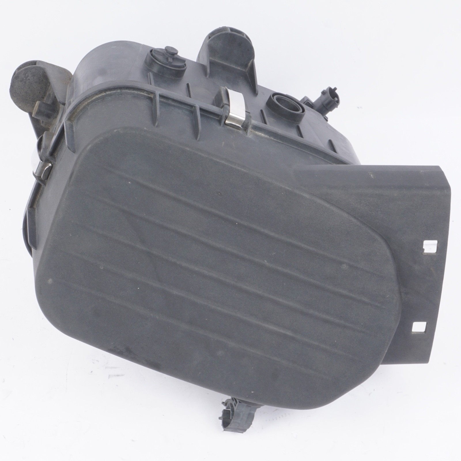 2014 - 2019 MASERATI GHIBLI 3.0L FRONT LEFT ENGINE AIR CLEANER BOX 670005844 OEM