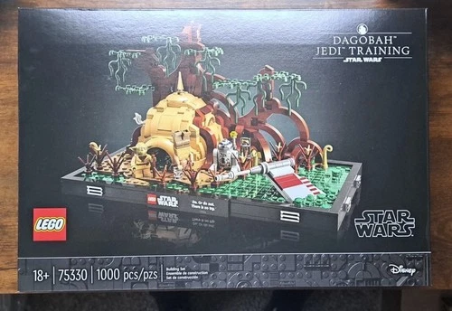 LEGO Star Wars: Dagobah Jedi Training Diorama 75330 - Retired - New Sealed
