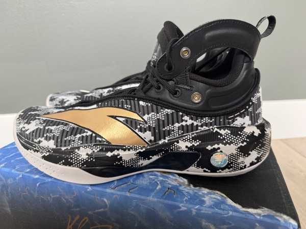 Anta KT8 Día de los Veteranos Talla 11 Klay Thompson RARO