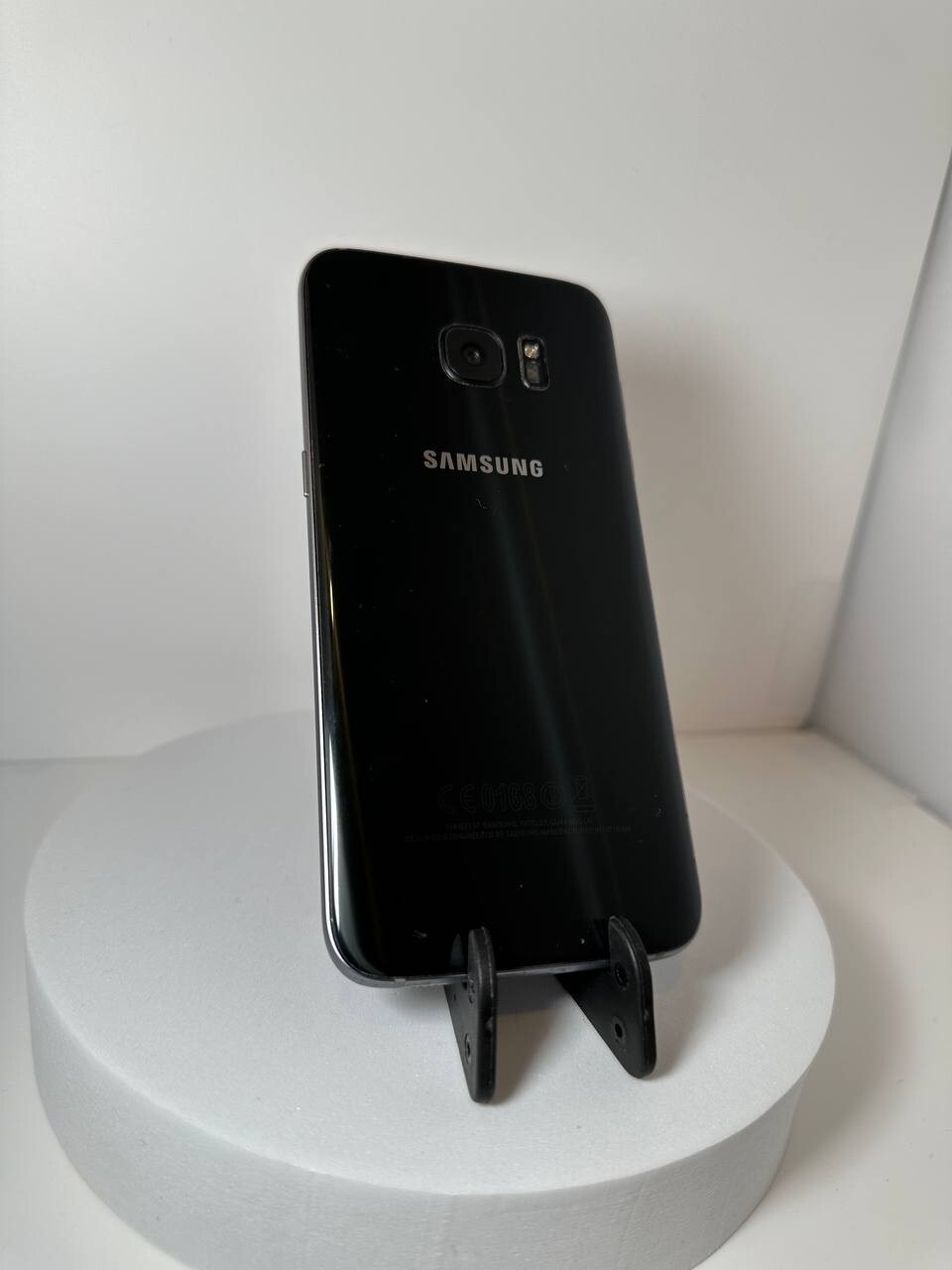 Samsung Galaxy S7 edge 32GB Black Onyx (Unlocked) Cracked screen
