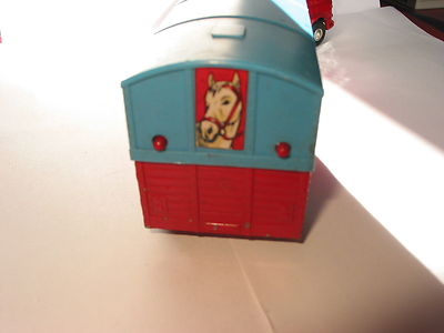 CORGI TOYS CHIPPERFIELDS Circus Bedford Tractor Unit 1/43 EUR 12,00