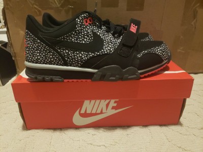 nike air trainer 1 low st safari