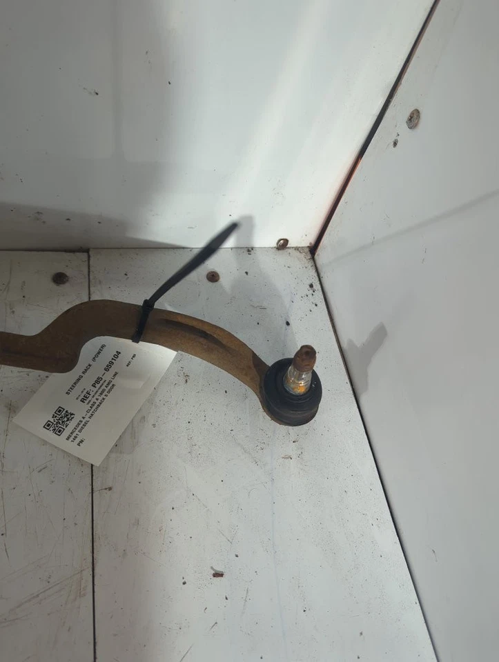 Mercedes A-class A 180d W176 5 Door 2012-2018 Steering Rack (power) P85 - Image 2 of 4